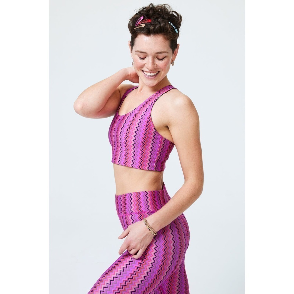 Terez Duo Knit Magenta Zig Zag Sports Bra Racerback Pink Size M NWT
